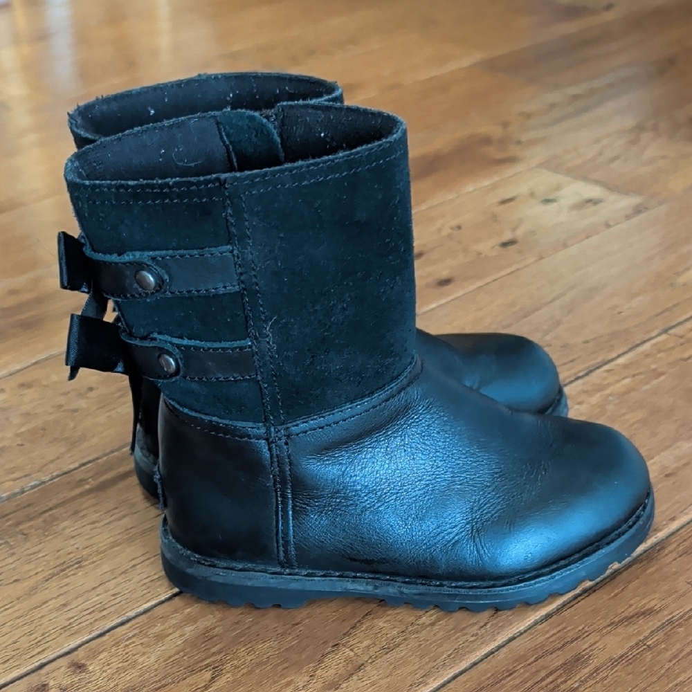 UGG Tara Suede Leather Black Bow Boots Footwear